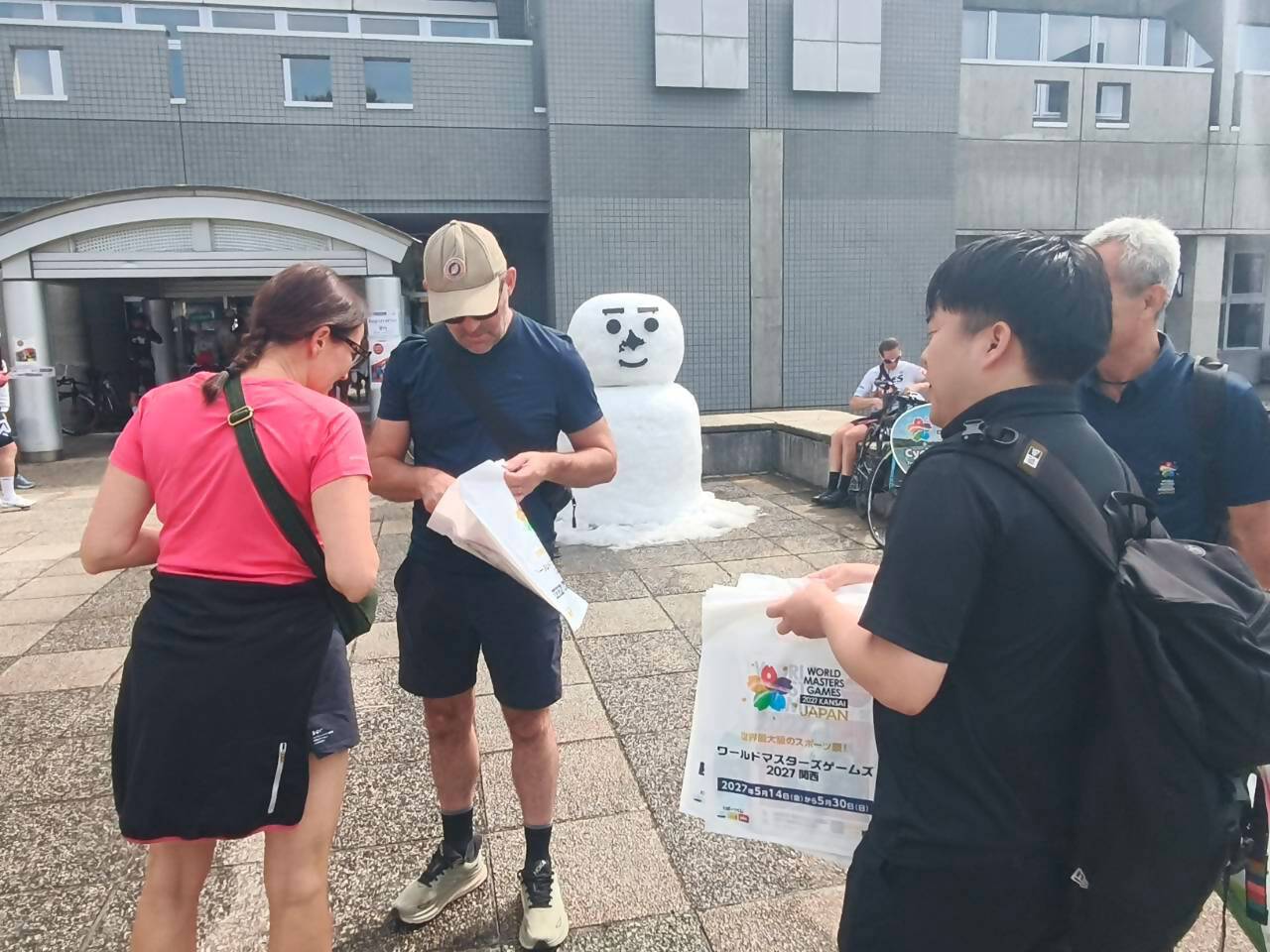 チラシ配布